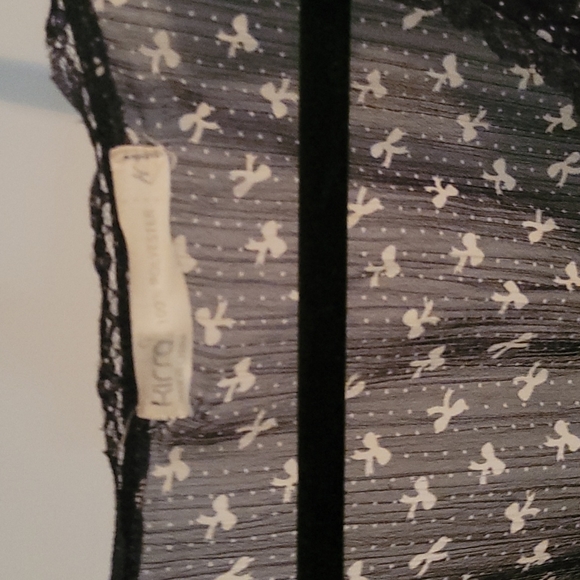 Sheer black and white top with bows - Picture 2 of 4